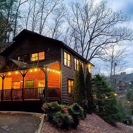 Spacious Resort Log Cabin, Easy Drive, Hot Tub, Arcade Gameroom, Mountain Vibe Gatlinburg Kültér fotó